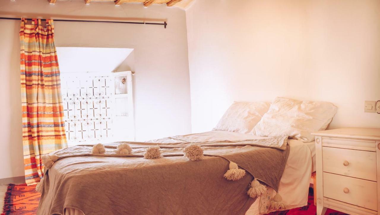 Monkey Fingers House By Fatima Mellal Otel Tinghir Dış mekan fotoğraf