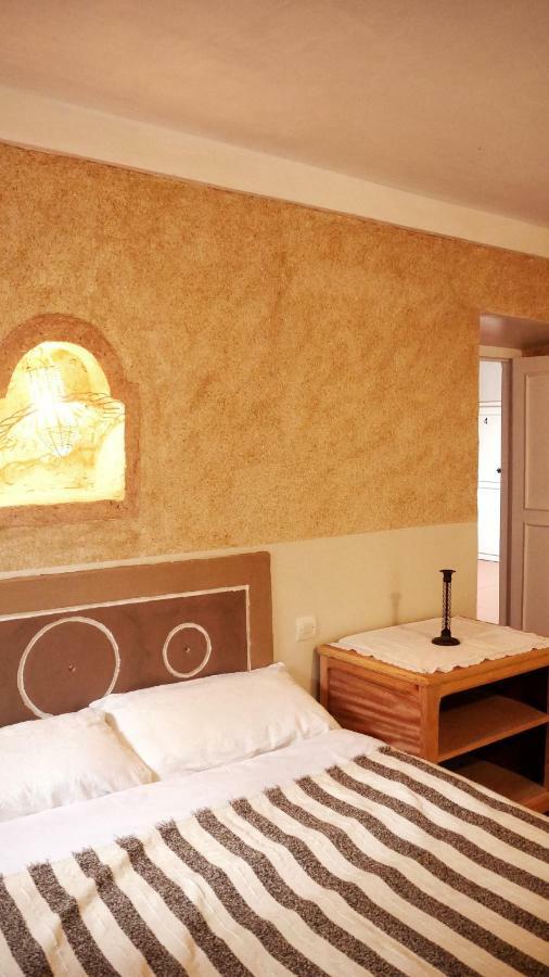 Monkey Fingers House By Fatima Mellal Otel Tinghir Dış mekan fotoğraf